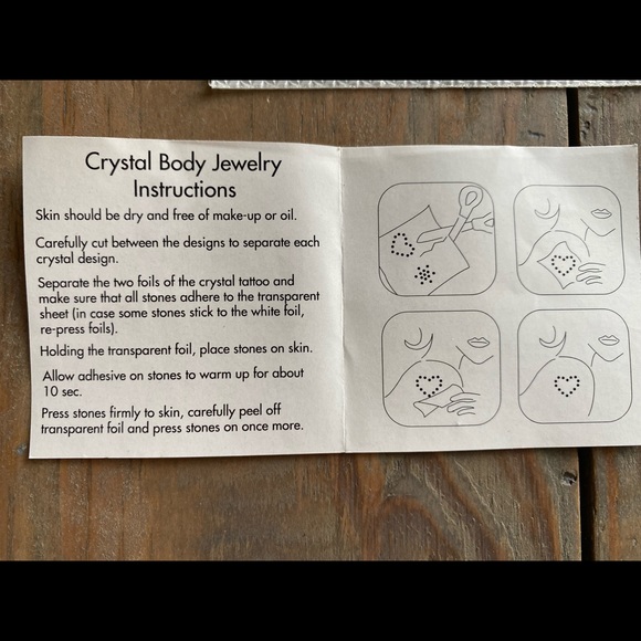 Swarovski crystal body art - Picture 3 of 4